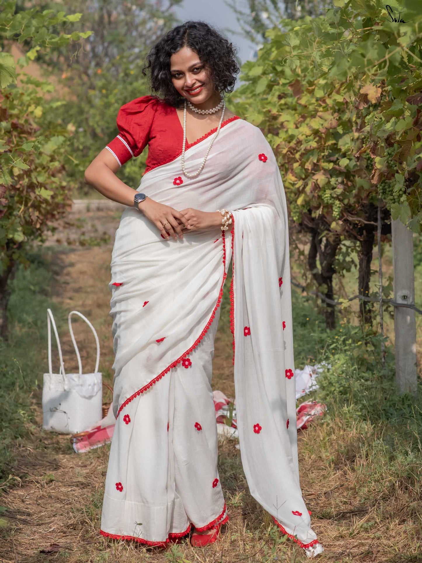 Venn Irai – Off White Mul Modal Saree with Blouse Piece